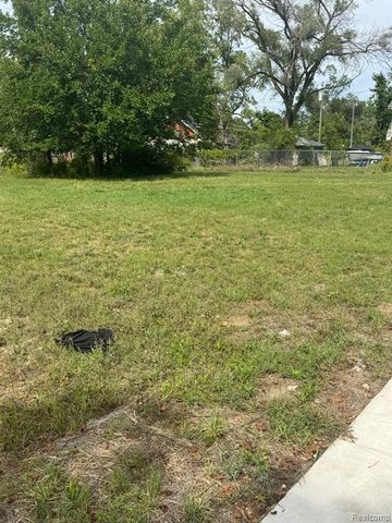 20195 Omira Street, Highland Park, MI 48203