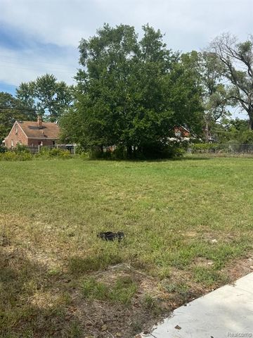 20195 Omira Street, Highland Park, MI 48203