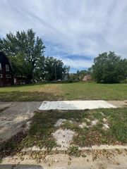 20195 Omira Street, Highland Park, MI 48203