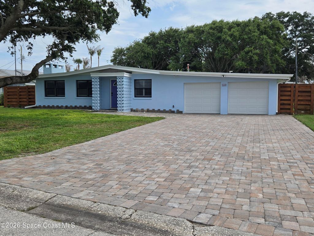 550 Capri Road, Cocoa Beach, FL 32931
