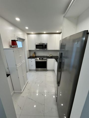 1445 Atlantic Shores Boulevard, Hallandale Beach, FL 33009