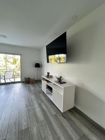 1445 Atlantic Shores Boulevard, Hallandale Beach, FL 33009