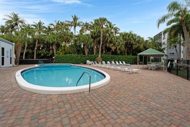 1445 Atlantic Shores Boulevard, Hallandale Beach, FL 33009