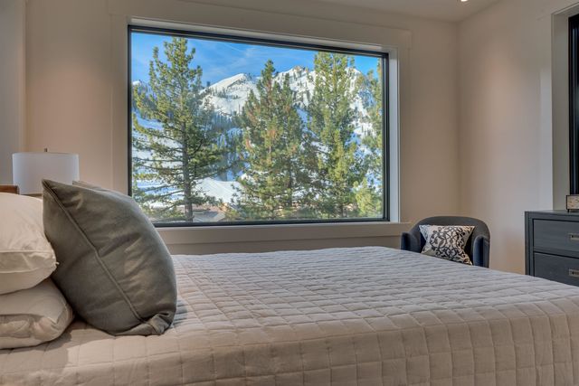 1733 Christy Lane, Olympic Valley, CA 96146