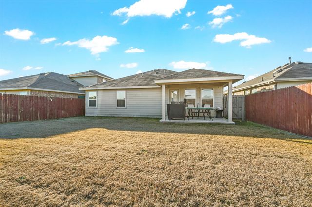 424 Pollyann Trail, Fort Worth, TX 76052