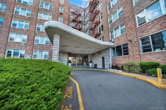 333 Bronx River Road 712, Yonkers, NY 10704
