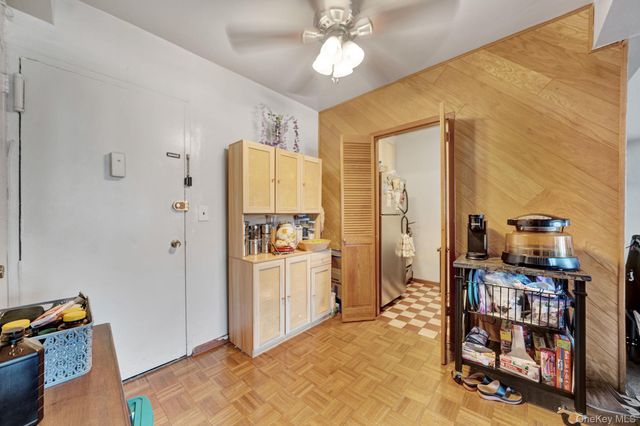 333 Bronx River Road 712, Yonkers, NY 10704
