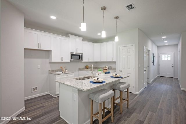 3600 BOWDEN Road S, Jacksonville, FL 32216