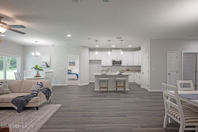 3600 BOWDEN Road S, Jacksonville, FL 32216