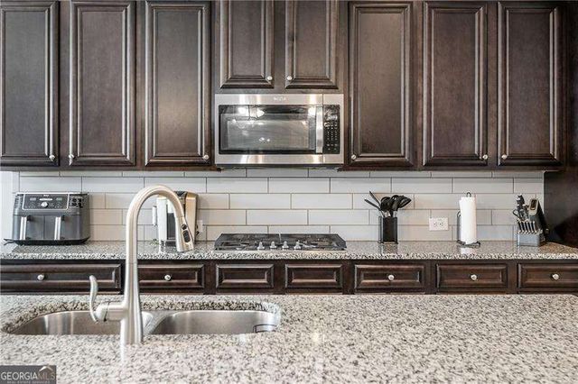 105 Hamilton Pointe Drive, Mcdonough, GA 30253