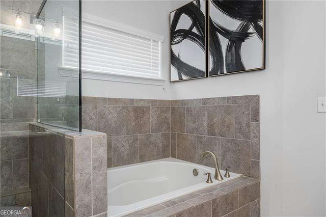 105 Hamilton Pointe Drive, Mcdonough, GA 30253