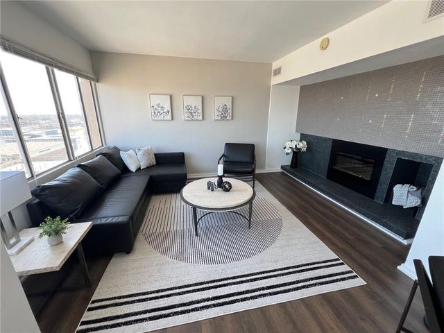 2510 Grand Boulevard 3001, Kansas City, MO 64108