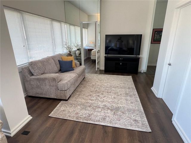 2510 Grand Boulevard 3001, Kansas City, MO 64108