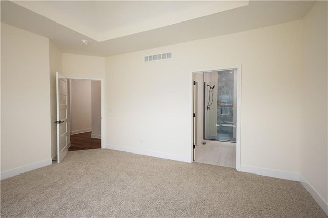 2211 Prairie Creek Drive, Kearney, MO 64060