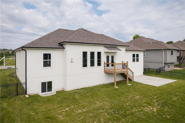 2211 Prairie Creek Drive, Kearney, MO 64060