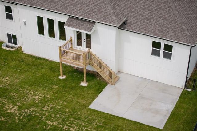 2211 Prairie Creek Drive, Kearney, MO 64060