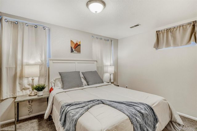 3416 S Akron Street, Denver, CO 80231