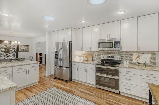 3416 S Akron Street, Denver, CO 80231