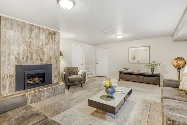 3416 S Akron Street, Denver, CO 80231