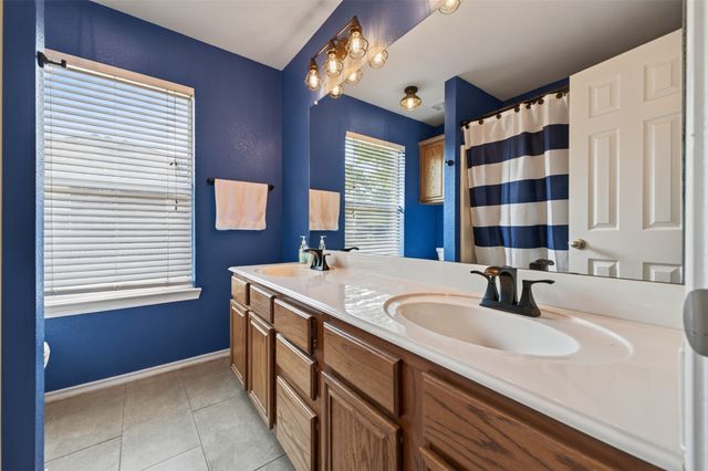 304 Daisy Road, Midlothian, TX 76065