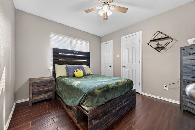 304 Daisy Road, Midlothian, TX 76065