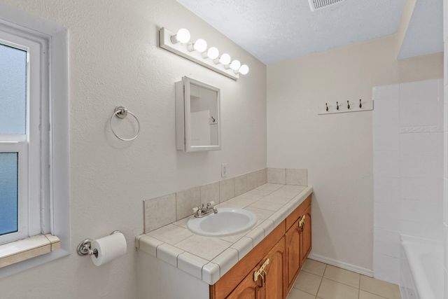 1611 W York Ave, Spokane, WA 99205