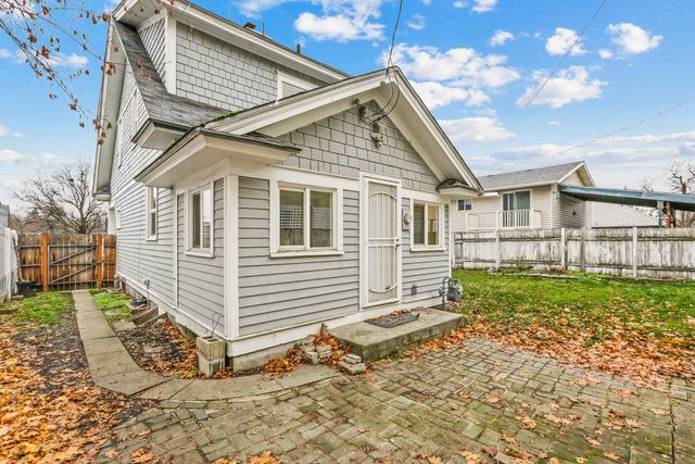 1611 W York Ave, Spokane, WA 99205