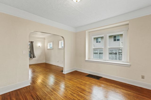 1611 W York Ave, Spokane, WA 99205