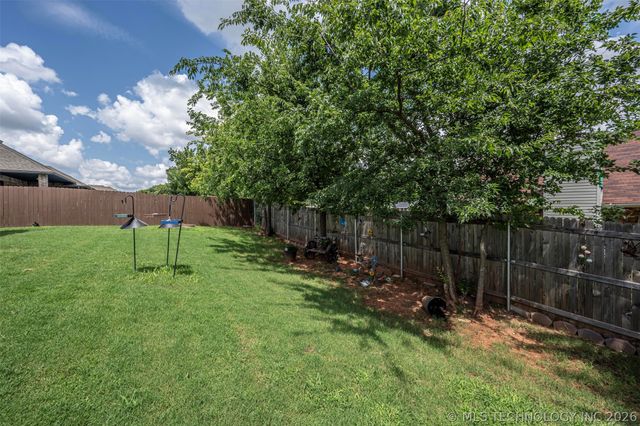 903 Dahlia, Noble, OK 73068