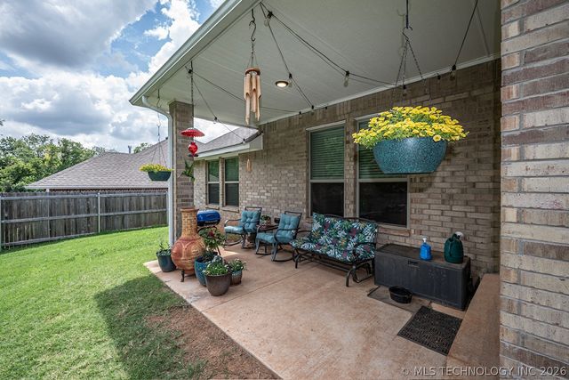 903 Dahlia, Noble, OK 73068