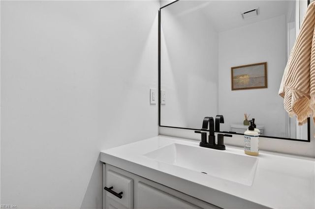 2256 Huckleberry TRL, Virginia Beach, VA 23456