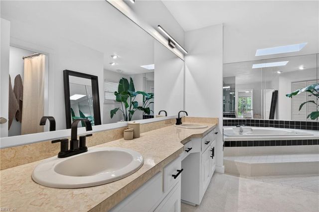 2256 Huckleberry TRL, Virginia Beach, VA 23456