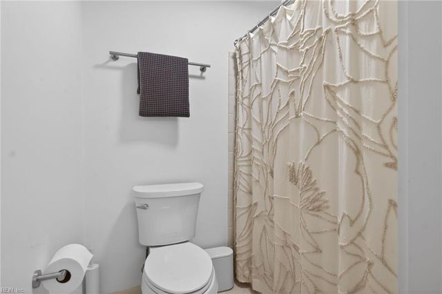 2256 Huckleberry TRL, Virginia Beach, VA 23456