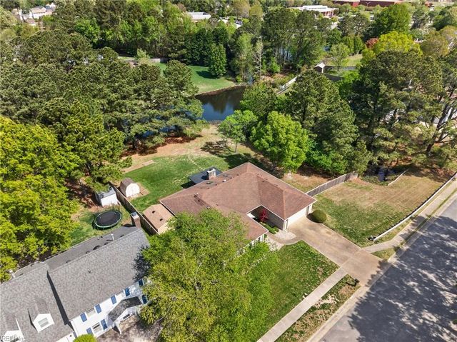 2256 Huckleberry TRL, Virginia Beach, VA 23456