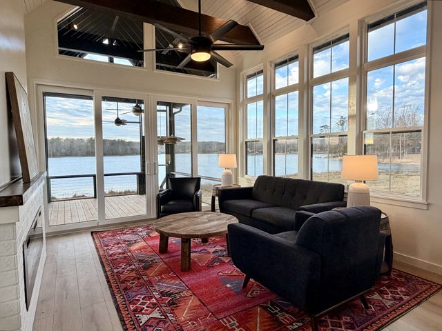 169 Shoreside Court, Tracy City, TN 37387