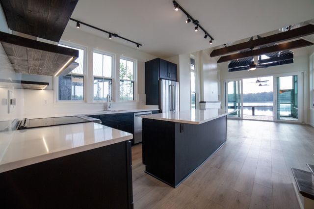 169 Shoreside Court, Tracy City, TN 37387