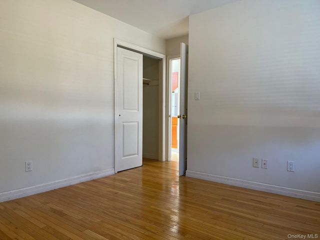 245-33 60th Avenue 2, Little Neck, NY 11362