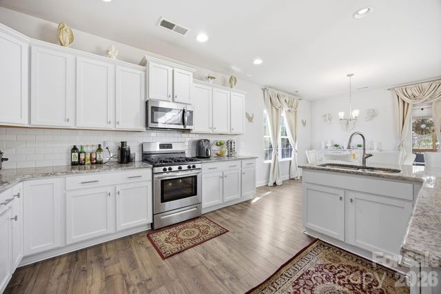11836 Glenwood Drive, Locust, NC 28097