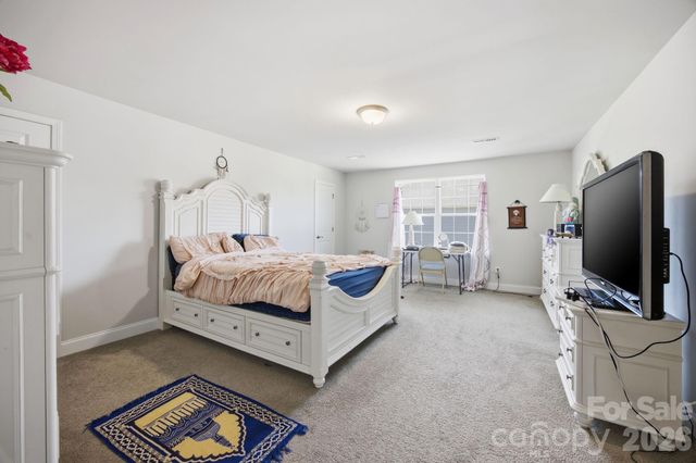 11836 Glenwood Drive, Locust, NC 28097