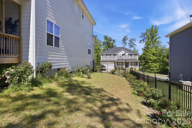 11836 Glenwood Drive, Locust, NC 28097