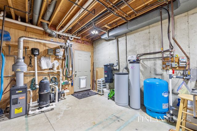 10310 E Rivershore Drive, Alto, MI 49302
