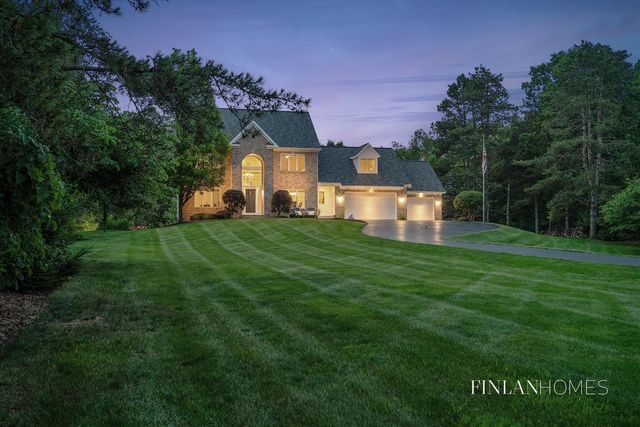 10310 E Rivershore Drive, Alto, MI 49302