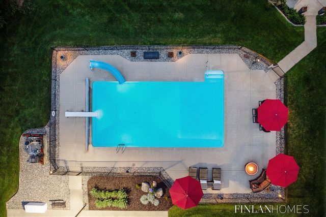 10310 E Rivershore Drive, Alto, MI 49302