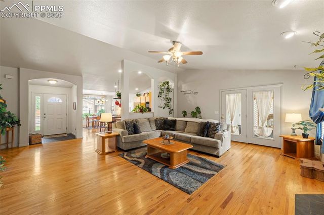 369 Sunlight Way, Canon City, CO 81212
