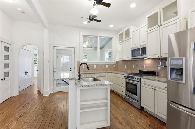 704 Oakland Avenue SE, Atlanta, GA 30315