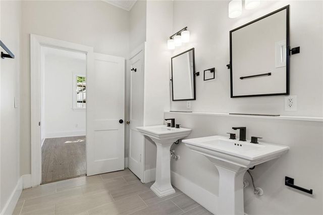 704 Oakland Avenue SE, Atlanta, GA 30315