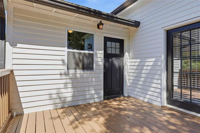 704 Oakland Avenue SE, Atlanta, GA 30315