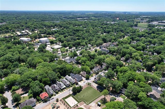 704 Oakland Avenue SE, Atlanta, GA 30315