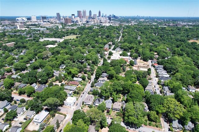 704 Oakland Avenue SE, Atlanta, GA 30315