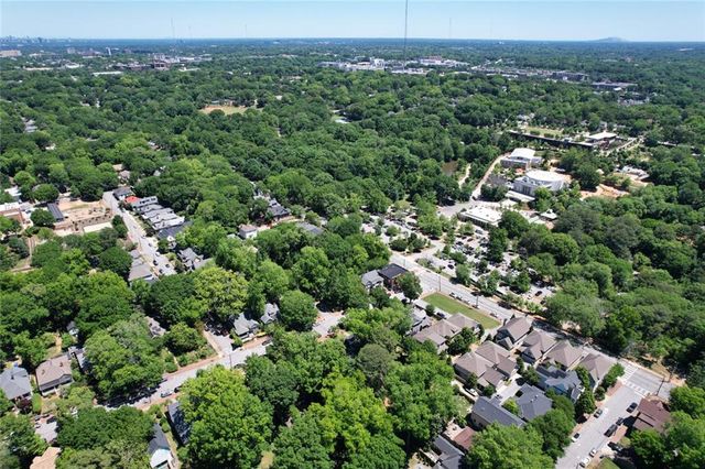 704 Oakland Avenue SE, Atlanta, GA 30315